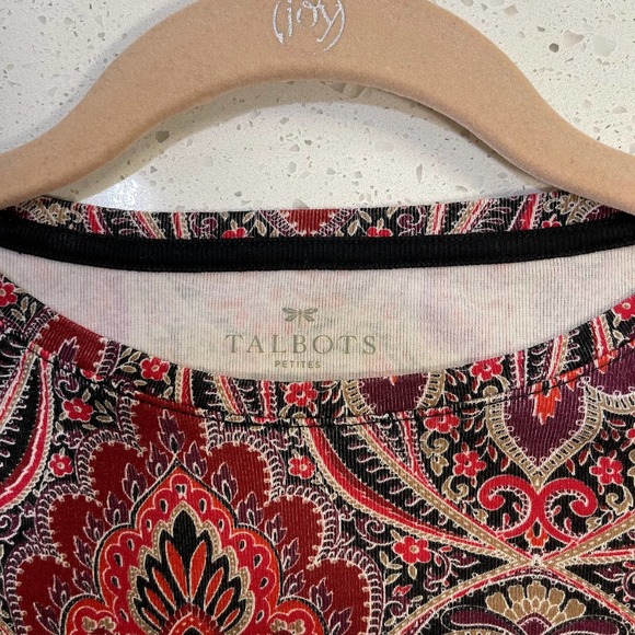 Talbots Red 100% Pima Cotton Classic top - Pretty Design Large-Petite - Picture 2 of 4
